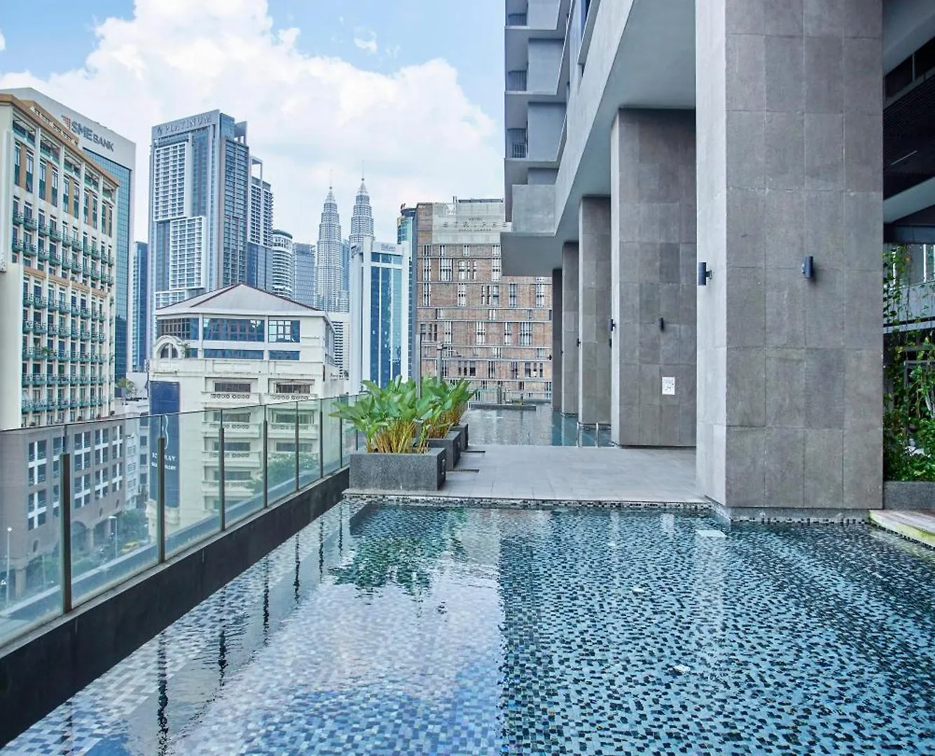 Anggun Residence Near Klcc Κουάλα Λουμπούρ